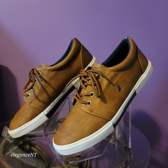 Nautica Youth  2 Pair Big Boys Tan Shoe Bundle  Sz: 5 - Picture 14 of 16